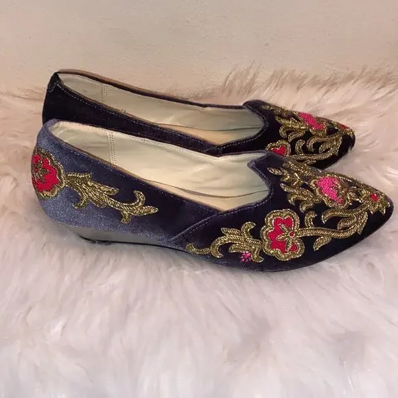 Rungg Gold Bloom handmade in India Velvet embellished shoes size 39/ US 8- 8.5 - Picture 3 of 12